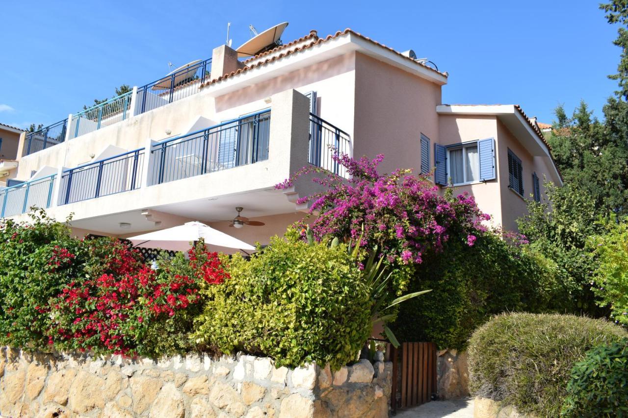 Townhouse In Paradise Gardens بافوس المظهر الخارجي الصورة