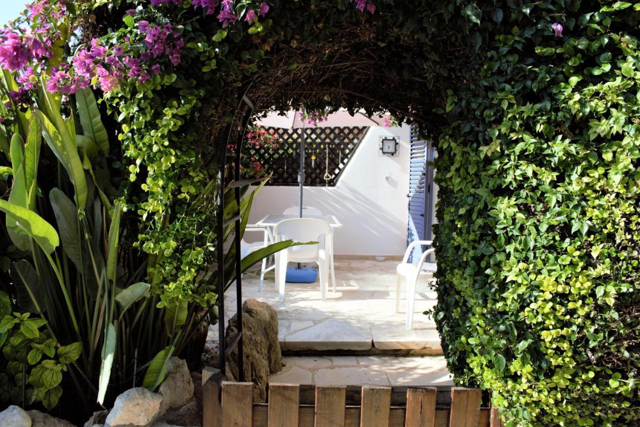 Townhouse In Paradise Gardens بافوس المظهر الخارجي الصورة